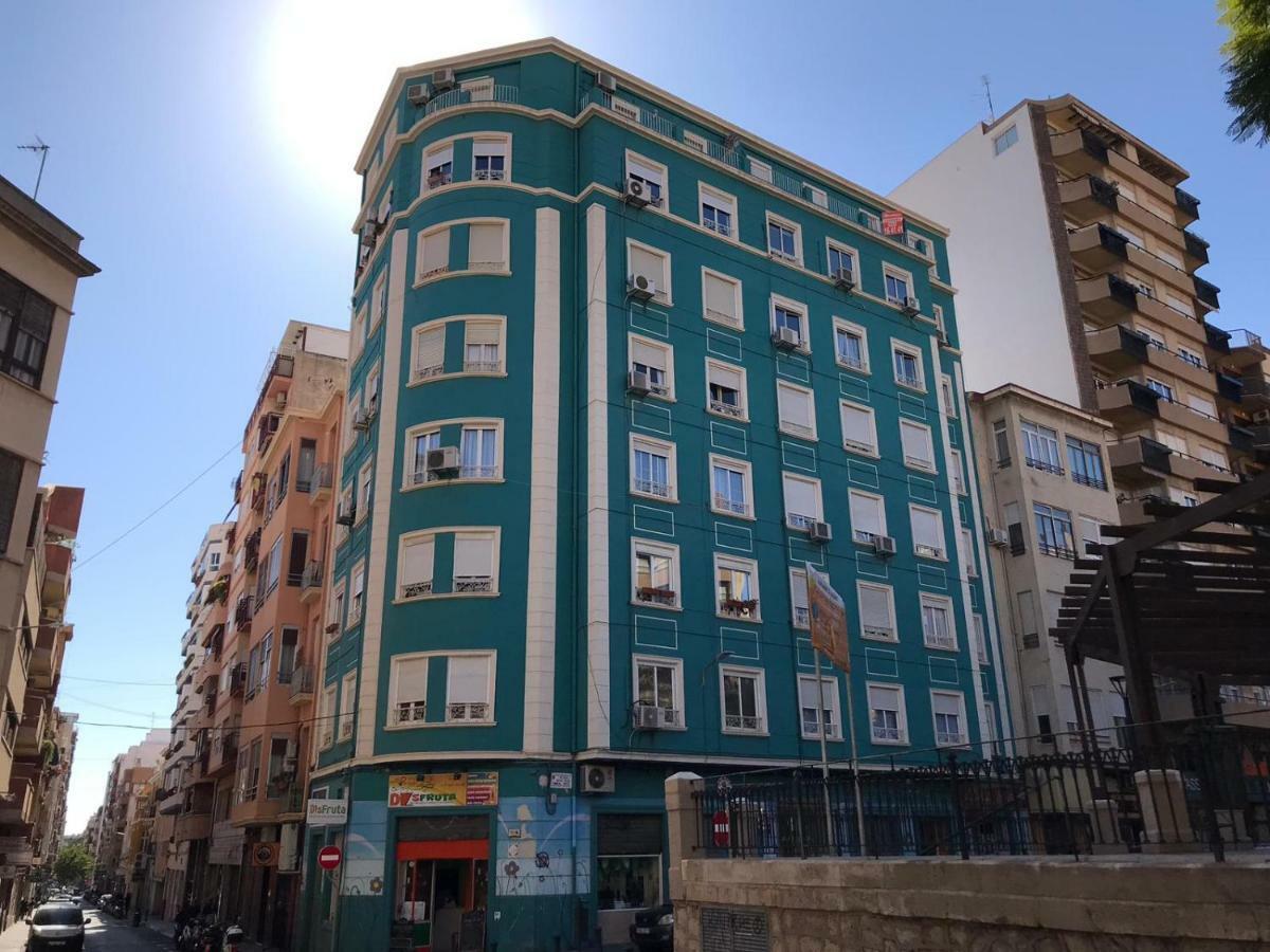 La Casa De Los Espejos Аликанте Екстериор снимка